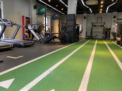 -Freedom Fitness私教健身俱乐部(徐虹北路店)