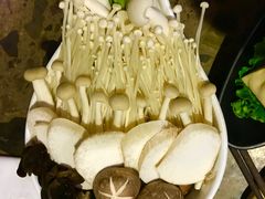 -鱼豆吉·豆浆鱼火锅(宜昌万达店)