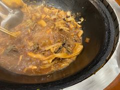 -铁锅炖灶台鱼老三炖鱼馆