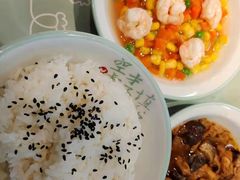 -老乡鸡(上海品尊国际中心店)