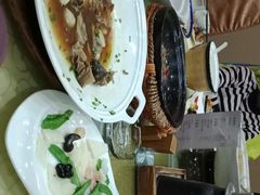 -魏铭鱼头捞饭(晋阳路店)