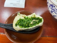 荠菜鸭肉包的馅料-清真马祥兴菜馆(云南北路店)