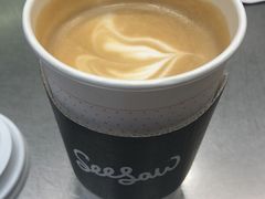 拿铁-Seesaw Coffee(上海尚悦湾店)