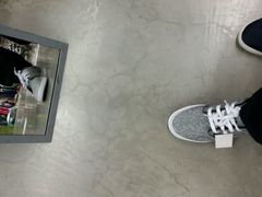 -鸿通城购物中心