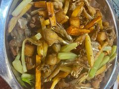 干锅牛蛙-馋嘴蛙火锅