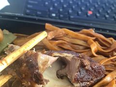 -内蒙焖面大盆骨餐馆(山大路店)