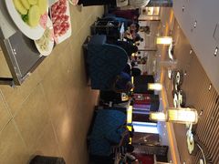 阿香婆欢乐火锅(世茂店)-密友回转自助火锅(世茂国际广场店)