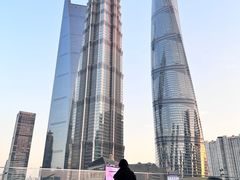 -陆家嘴空中步行连廊