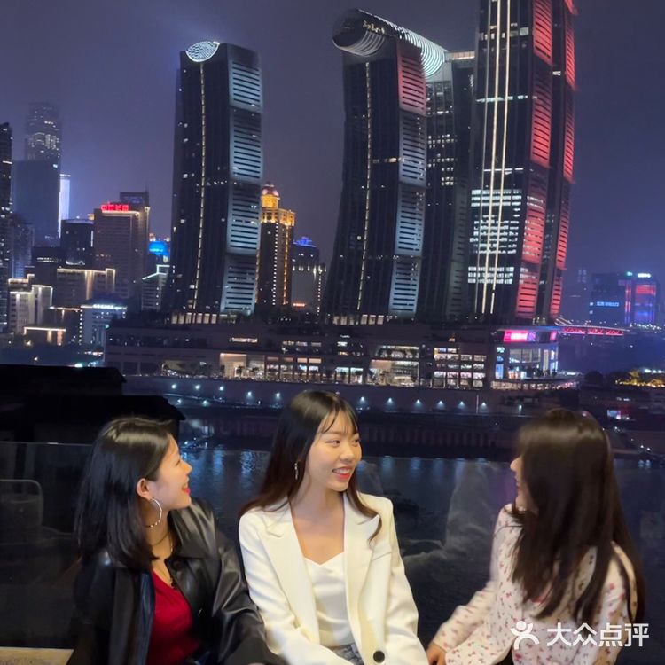 重庆拍照探店｜看绝佳来福士全景