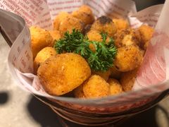 很脆的松露豆腐-新白鹿餐厅(金鹰新街口店)