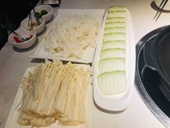 鲜河粉-百年果林椰子鸡(中洲店)