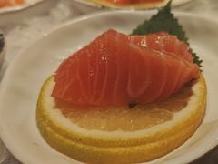 -雍容荟活帝王蟹活龙虾自助(苏宁旗舰店)