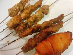 -亮亮烧烤(积玉桥总店)