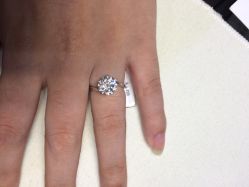 点击看大图 威德钻石-克拉钻专家&D色大本营-威德钻石-克拉钻大本营(南京东路店)