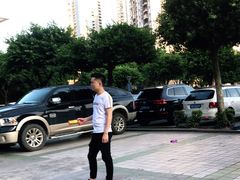 -Club Queen皇后酒吧