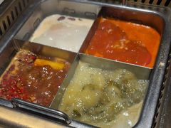 -巴渝瓦肆重庆鲜火锅(宝龙环湖店)