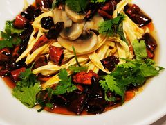 腐竹炝蘑菇-新吉士·上海菜(浦东LCM置汇旭辉店)