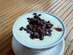 -周大娘牛乳(旧寨古村总店)