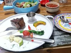 -米德维奇俄式西餐厅(西六道街店)