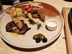 -囧吉香生蚝牛排馆(湖北路店)