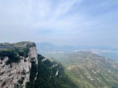 -抱犊寨风景区