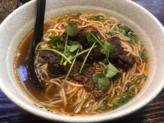 -黑白电视长沙小吃(美林M·LIVE天地东座店)