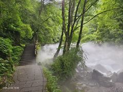 -西岭雪山大飞水景区