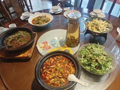 -万重锦·人文川菜馆(骡马市店)