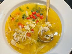 -川流不息·地道川菜·小龙虾(新松江路店)