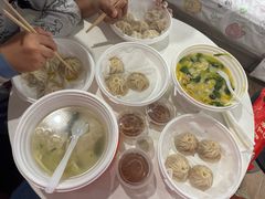 -馋三尺蟹粉小笼(人民广场店)