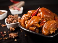 波士顿龙虾-伍氏猪脚(五一庙街店)