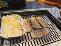 -臻牛烤肉