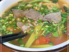 刀削面-兰州牛肉面