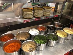 自助调料区-马路边边串串香(双井直营店)