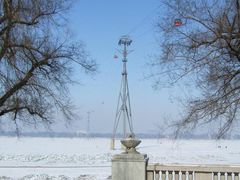 -人民防洪胜利纪念塔