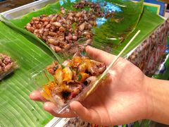 -席娜卡琳火车铁道夜市