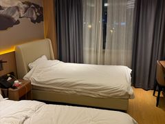 -爱舍海岸酒店(香港中路五四广场店)