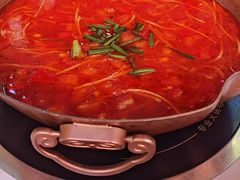 -毛辣果·贵州红酸汤牛肉火锅(西单店)