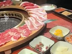 -喜牛烧肉酒场·黑金店(威高广场店)