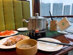 冬阴功汤底-火舞泰·泰式海鲜火锅餐厅(世纪城店)