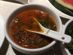 -海底捞火锅鲜切牛肉主题店(长寿路店)