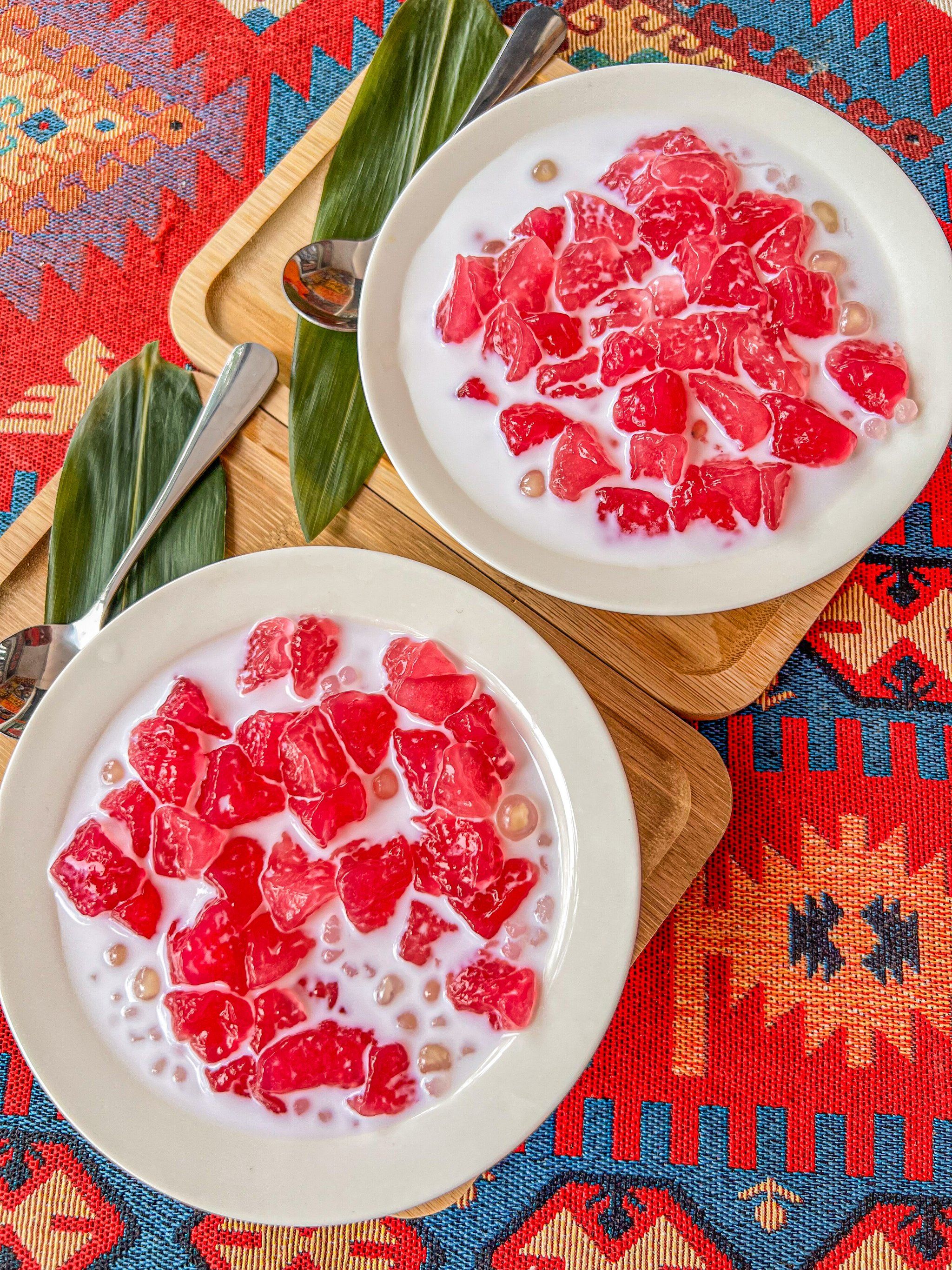 坠爱❗\n但是❗坠让我沦陷的是他家的甜品❗\n泰国红宝石