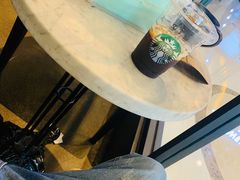 -顶东面包花园·生日蛋糕(世博店)