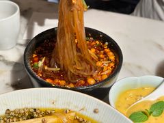 -初蓉丨遇见新川菜(亲贤街荣耀店)
