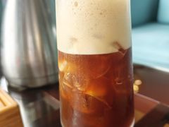 -梁鸿湿地丽笙度假酒店大堂吧