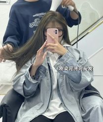 -茶发Salon·烫发染发理发