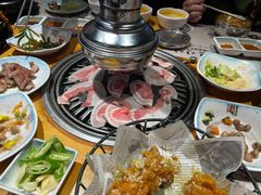 薄切五花-唯成•韩国炭火烤肉 유성고기