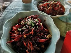 -冰冰龙虾·江湖菜·花园江景餐厅