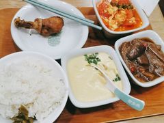 -老乡鸡(融科天地店)