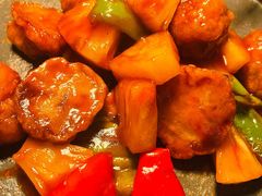 菠萝咕噜老肉-来龙里 精致 东南亚餐室(万象城店)